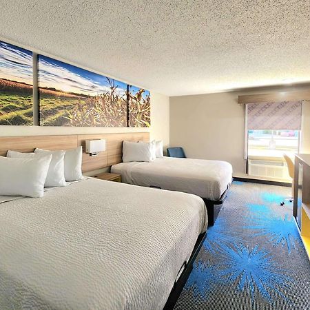 Days Inn & Suites By Wyndham New Iberia Exteriér fotografie